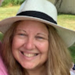 Meet your Posher, Julie ann